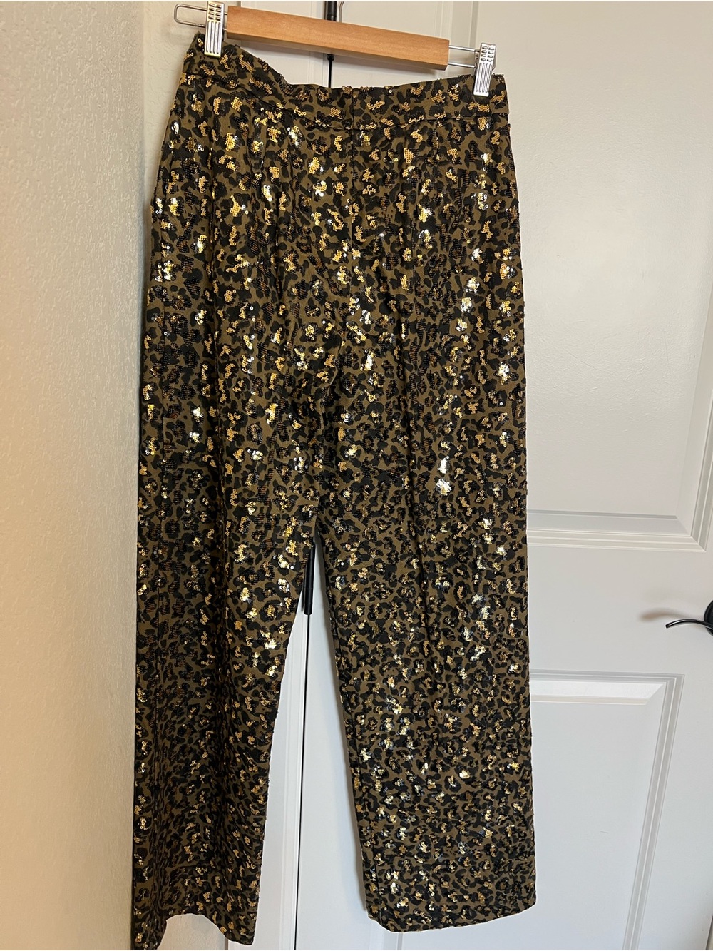 NWT Zara Animal Print Sequin Straight Leg Pants Size S - Picture 5 of 5